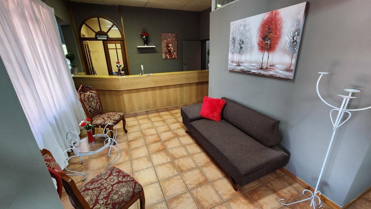 فندق Casa Feliz موكوبانى المظهر الخارجي الصورة
